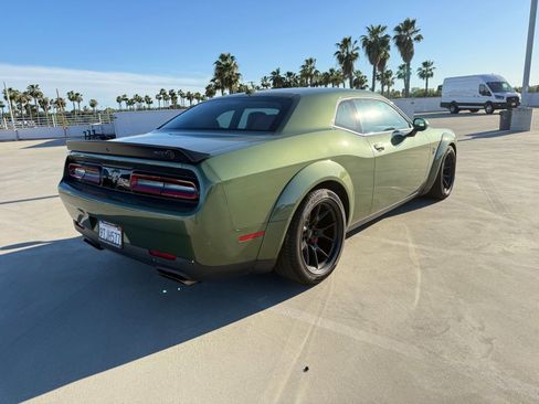 Used 2023 Dodge Challenger SRT Hellcat image 3