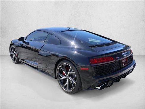 Used 2021 Audi R8 V10 w/ Premium Package RWD image 7
