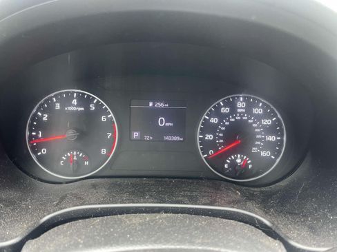 Used 2021 Kia Seltos S FWD image 18