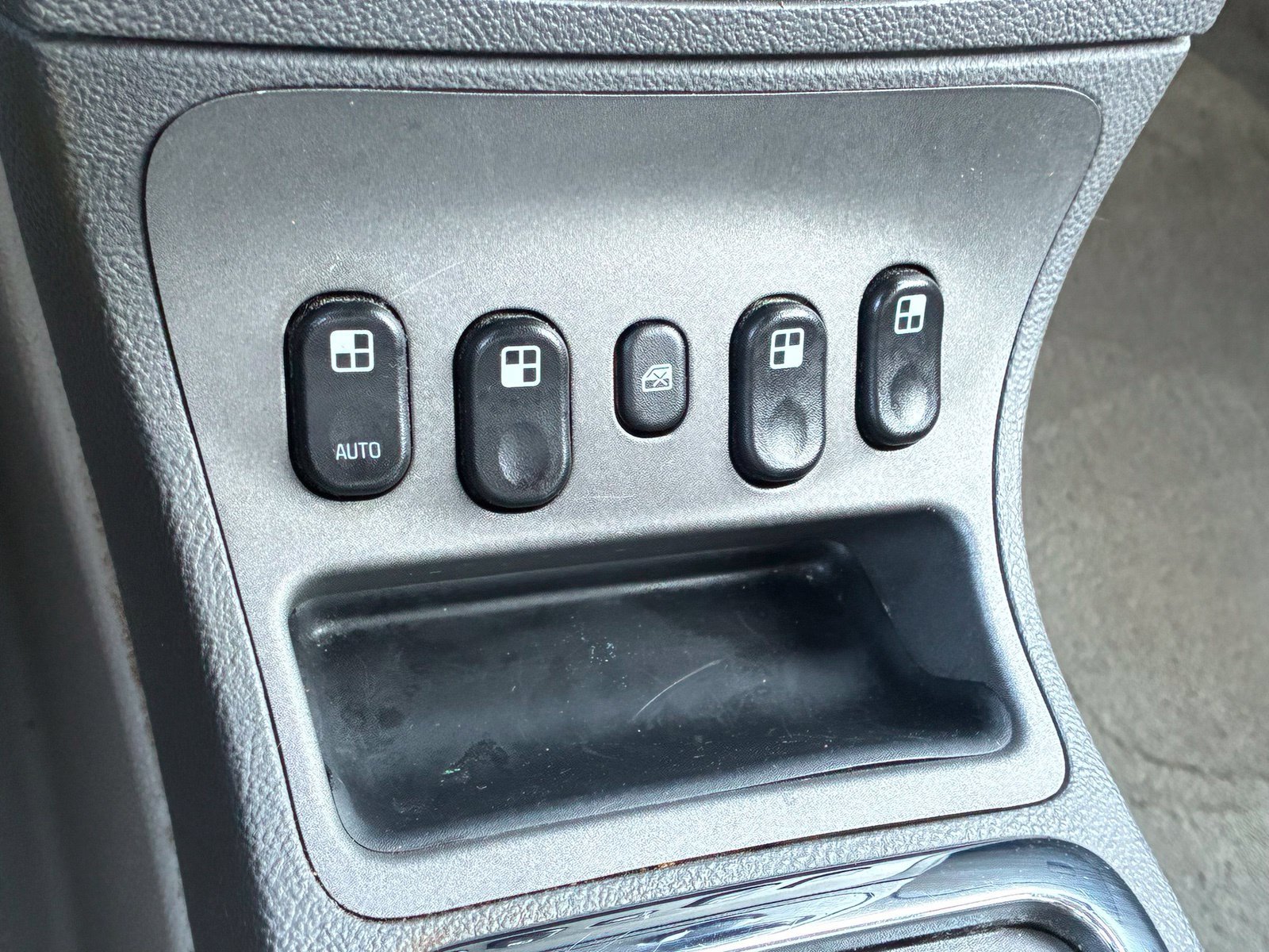 Used 2008 Chevrolet HHR LS FWD image 25
