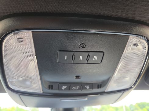 Certified 2025 Dodge Durango GT AWD/4WD image 17