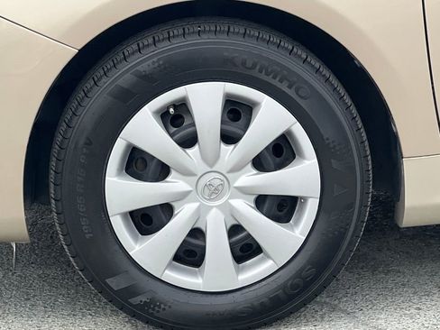 Used 2010 Toyota Corolla LE image 22