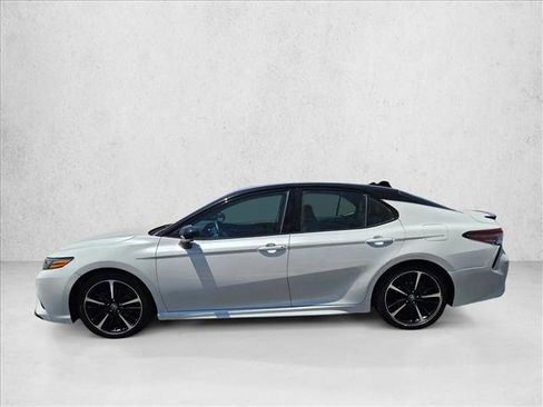Used 2018 Toyota Camry XSE w/ Driver Assist Package FWD image 9