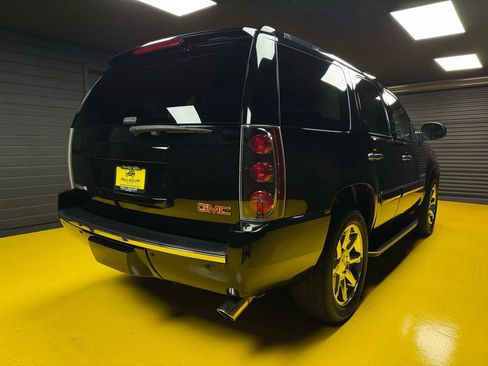 Used 2007 GMC Yukon Denali image 6