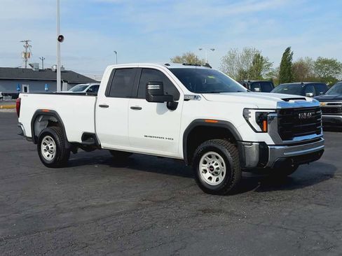 Certified 2024 GMC Sierra 2500 Pro w/ Convenience Package AWD/4WD image 2