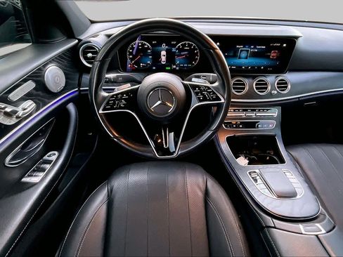 Used 2022 Mercedes-Benz E 450 4MATIC Sedan image 6