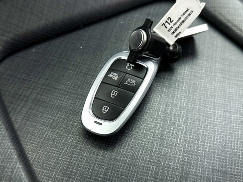 Used 2024 Hyundai Palisade Limited FWD image 43