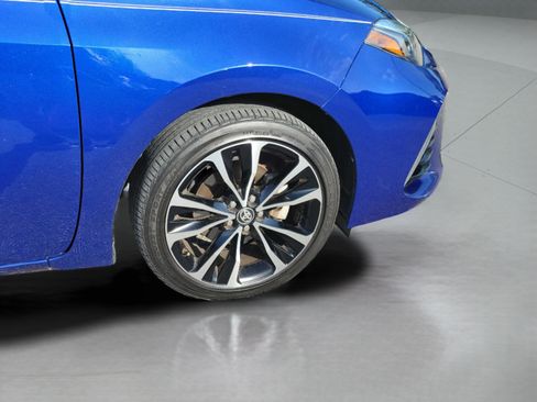 Used 2017 Toyota Corolla XSE FWD image 15