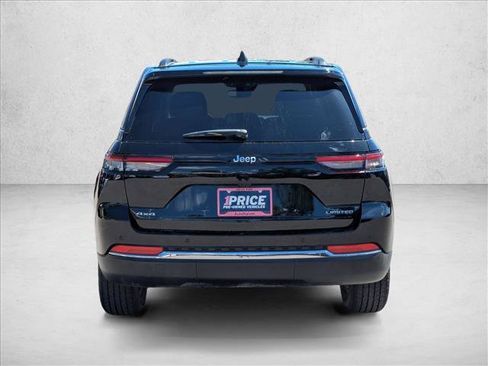 Used 2023 Jeep Grand Cherokee Limited AWD/4WD image 7