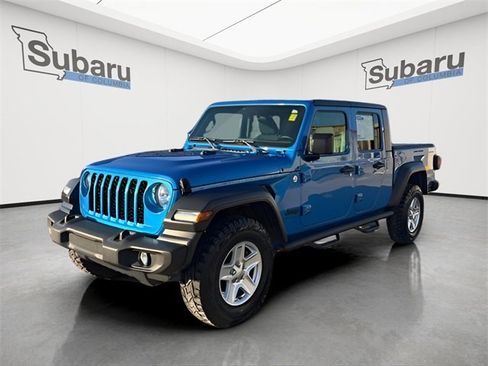 Used 2020 Jeep Gladiator Sport w/ Quick Order Package 24S image 3
