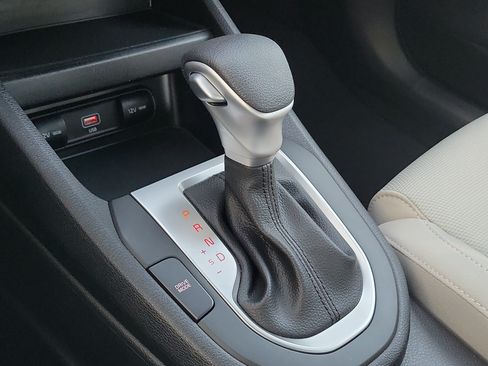 Used 2023 Kia Forte LXS w/ LXS Technology Package FWD image 25