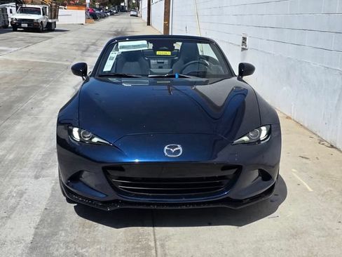 New 2026 MAZDA MX-5 Miata Club RWD image 2