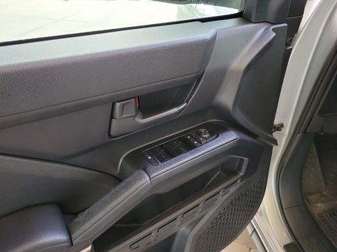 Used 2025 Toyota 4Runner SR5 image 11