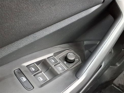 Used 2025 Volkswagen Jetta S image 24