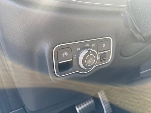 Used 2025 Mercedes-Benz G 550 image 23