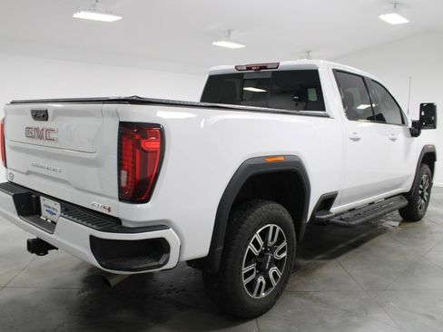 Used 2022 GMC Sierra 2500 AT4 w/ AT4 Preferred Package image 9