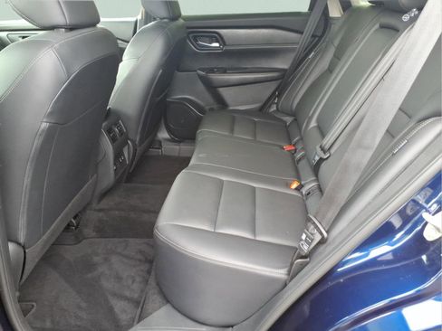 Certified 2025 Nissan Rogue SL w/ Tech Package AWD/4WD image 13