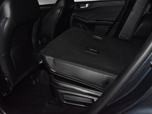 Used 2022 Ford Escape Titanium w/ Class II Trailer Tow Package AWD/4WD image 14
