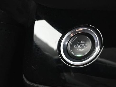 Used 2024 Buick Envision Preferred AWD/4WD image 22