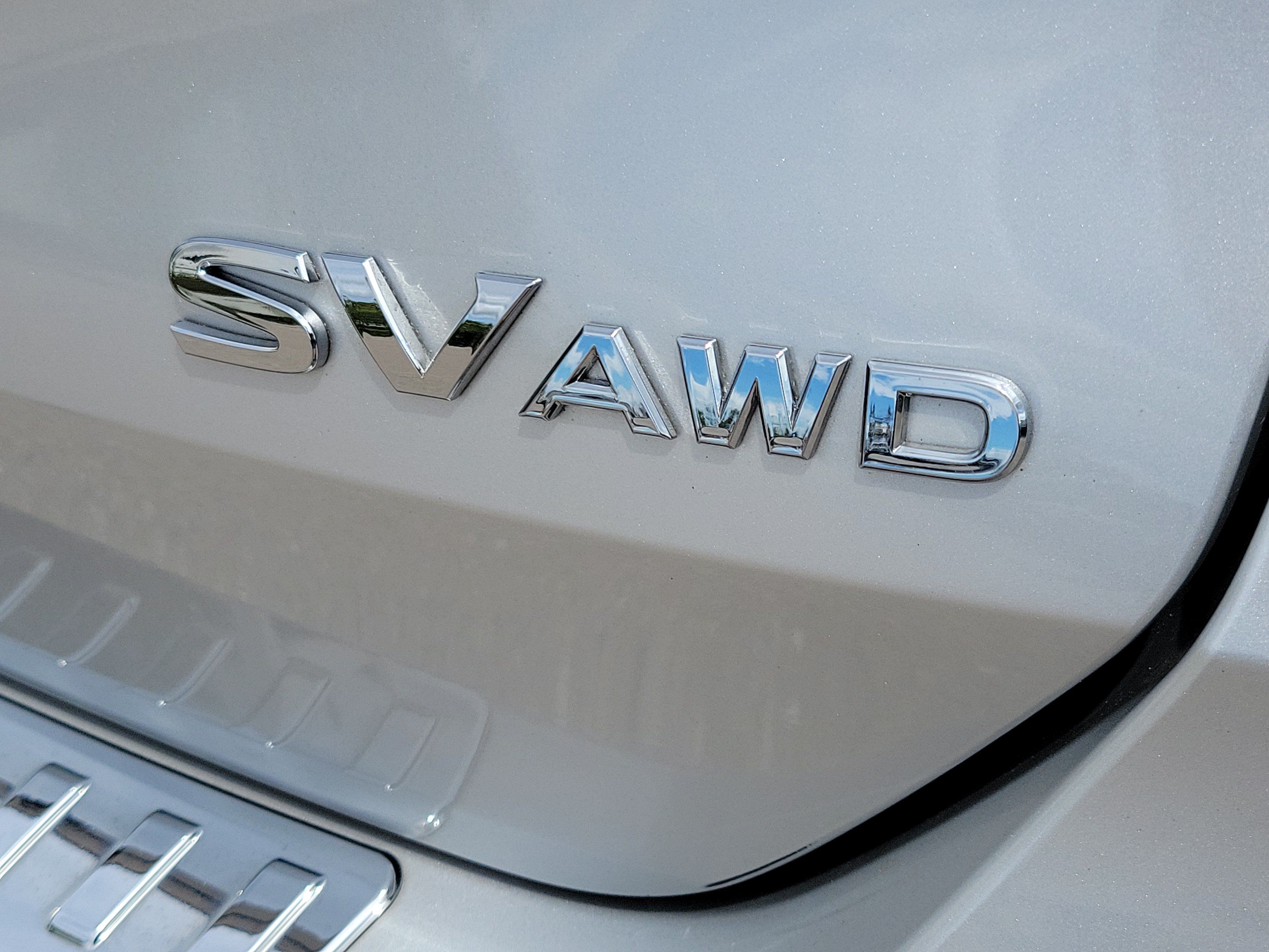 Used 2018 Nissan Rogue SV AWD/4WD image 7