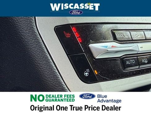 Certified 2022 Ford Explorer XLT w/ Equipment Group 202A image 14