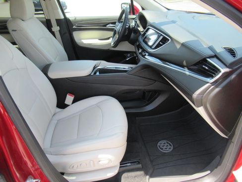 Used 2024 Buick Enclave Premium w/ Experience Buick Package FWD image 10