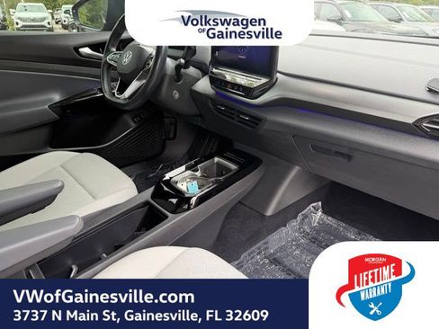 Certified 2022 Volkswagen ID.4 Pro S image 10