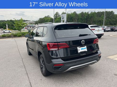Used 2022 Volkswagen Taos S FWD image 8