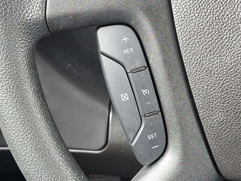Used 2025 GMC Savana 2500 w/ Driver Convenience Package RWD image 19