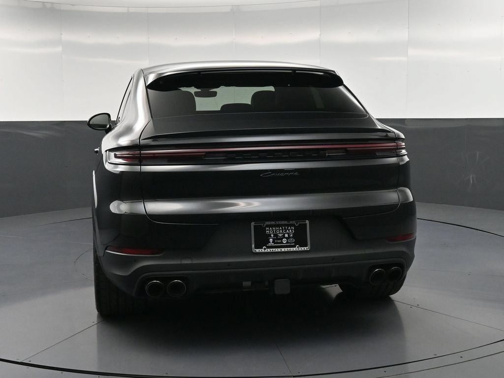 Certified 2025 Porsche Cayenne E-Hybrid Coupe AWD/4WD image 7