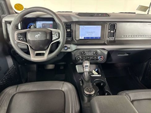 Used 2023 Ford Bronco 4-Door AWD/4WD image 14