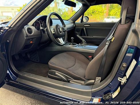 Used 2009 MAZDA MX-5 Miata Sport image 25