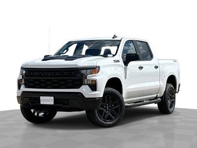 New 2026 Chevrolet Silverado 1500 Custom Trail Boss w/ Turbomax Blackout Package
