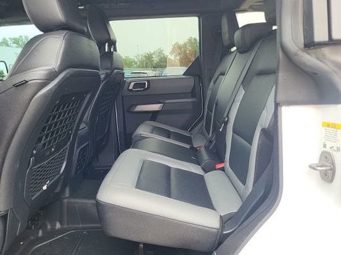 Used 2023 Ford Bronco Black Diamond AWD/4WD image 10