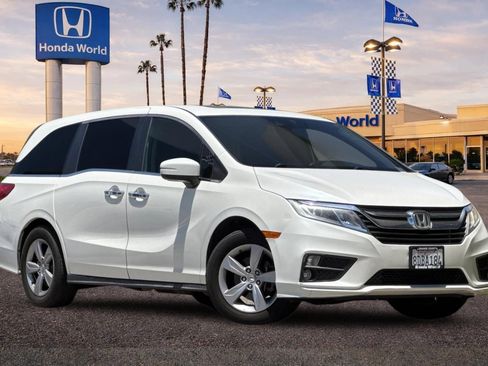 Used 2018 Honda Odyssey EX-L image 2