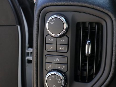 New 2026 GMC Sierra 1500 Pro w/ Pro Value Package image 39