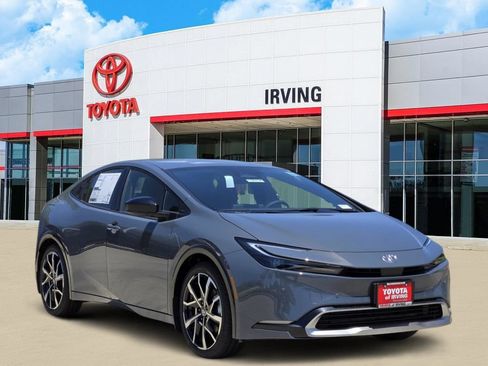 New 2026 Toyota Prius Plug-In Hybrid FWD image 2