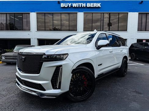 Used 2024 Cadillac Escalade V image 1