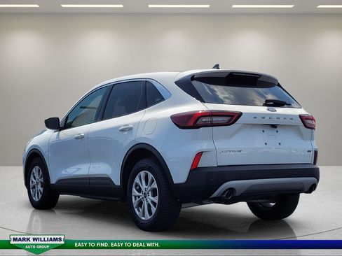 Used 2023 Ford Escape Active FWD image 6