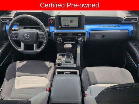 Certified 2025 Toyota Tacoma TRD Off-Road AWD/4WD image 27