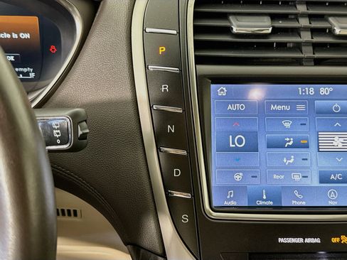 Used 2019 Lincoln Nautilus Reserve AWD/4WD image 17