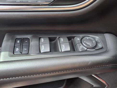 Used 2023 Chevrolet Tahoe LT w/ Luxury Package image 13