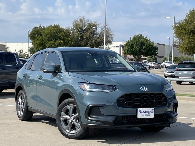 Used 2026 Honda HR-V LX image 2