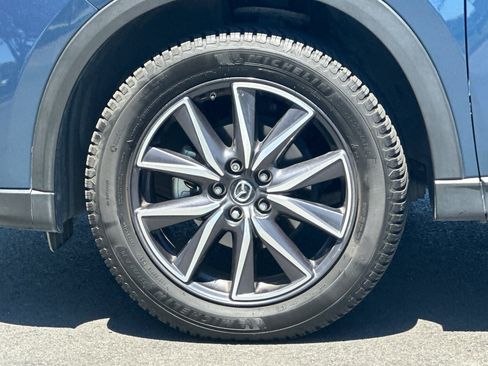 Used 2018 MAZDA CX-5 Touring w/ Preferred Equipment Package AWD/4WD image 38
