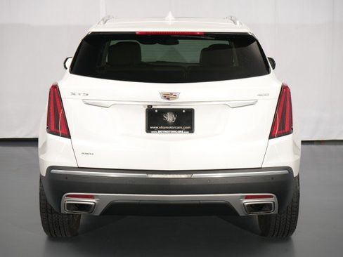 Used 2021 Cadillac XT5 Premium Luxury AWD/4WD image 14