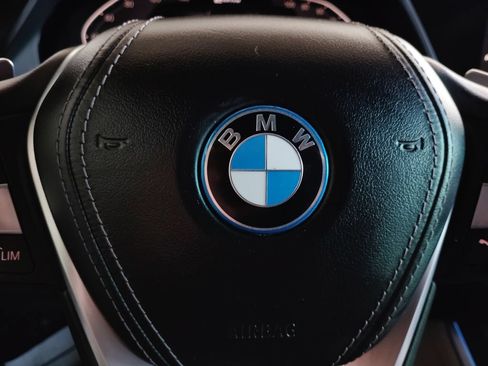 Used 2022 BMW X5 xDrive45e w/ Premium Package AWD/4WD image 33