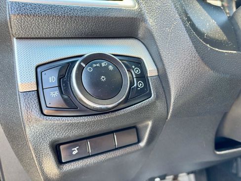 Used 2013 Ford Explorer XLT AWD/4WD image 21