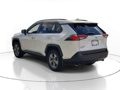 Used 2024 Toyota RAV4 XLE w/ Convenience Package FWD image 5