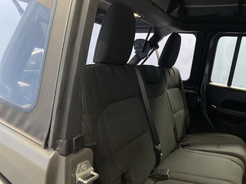 Certified 2021 Jeep Wrangler Unlimited Sport image 35