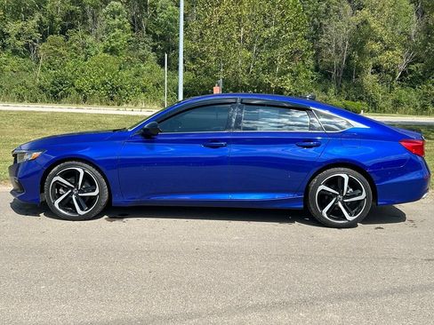 Used 2021 Honda Accord Sport image 5
